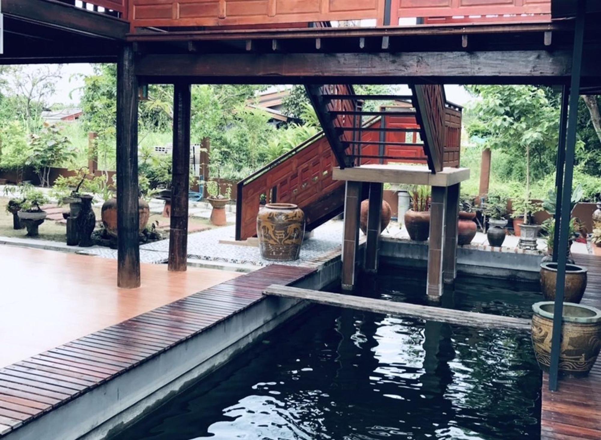 Nipatra Homestay Bangkok Ngoại thất bức ảnh